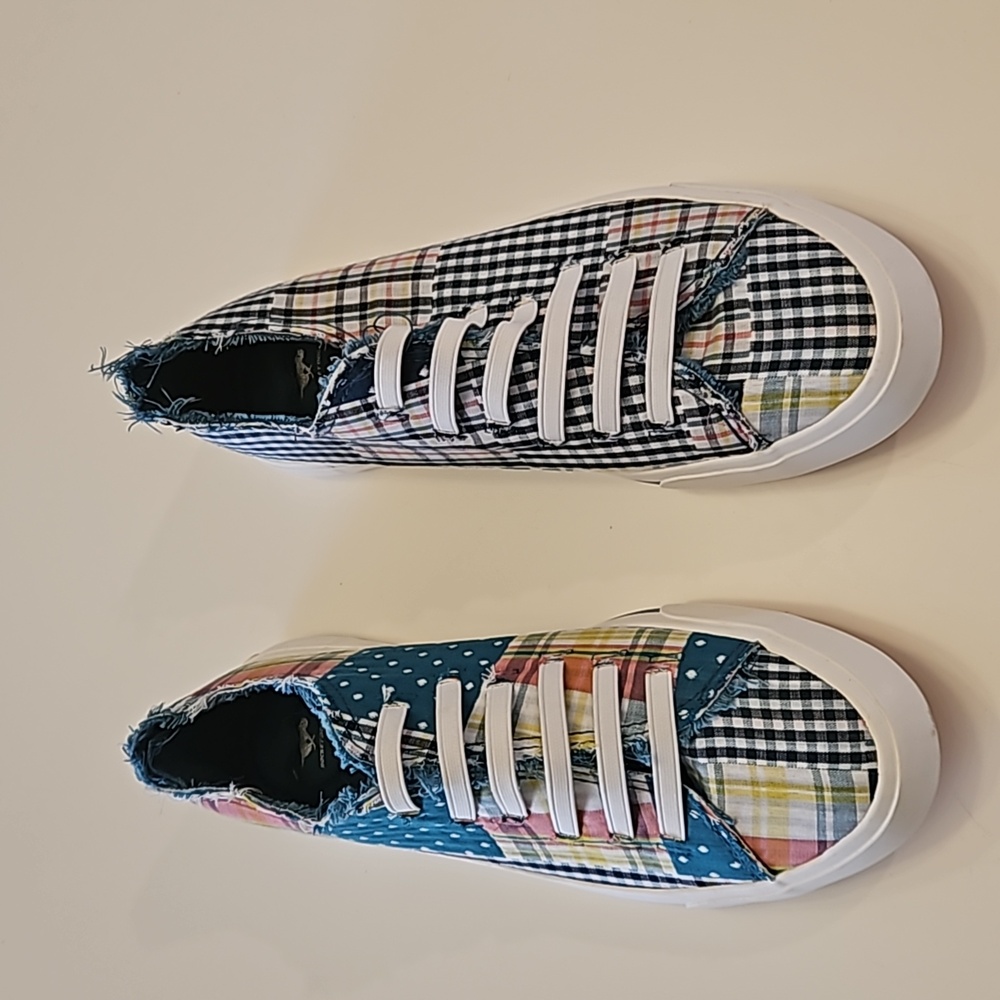 Colorful Rocket Dog Slip On Sneaker Size 10
